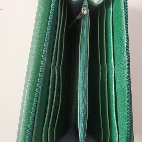 Matt & Nat Mercer Green Wallet - Picture 5 of 5